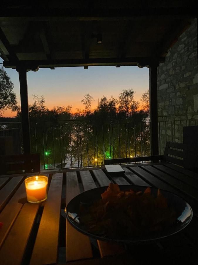 Ej Boutique Suites Milina Ngoại thất bức ảnh