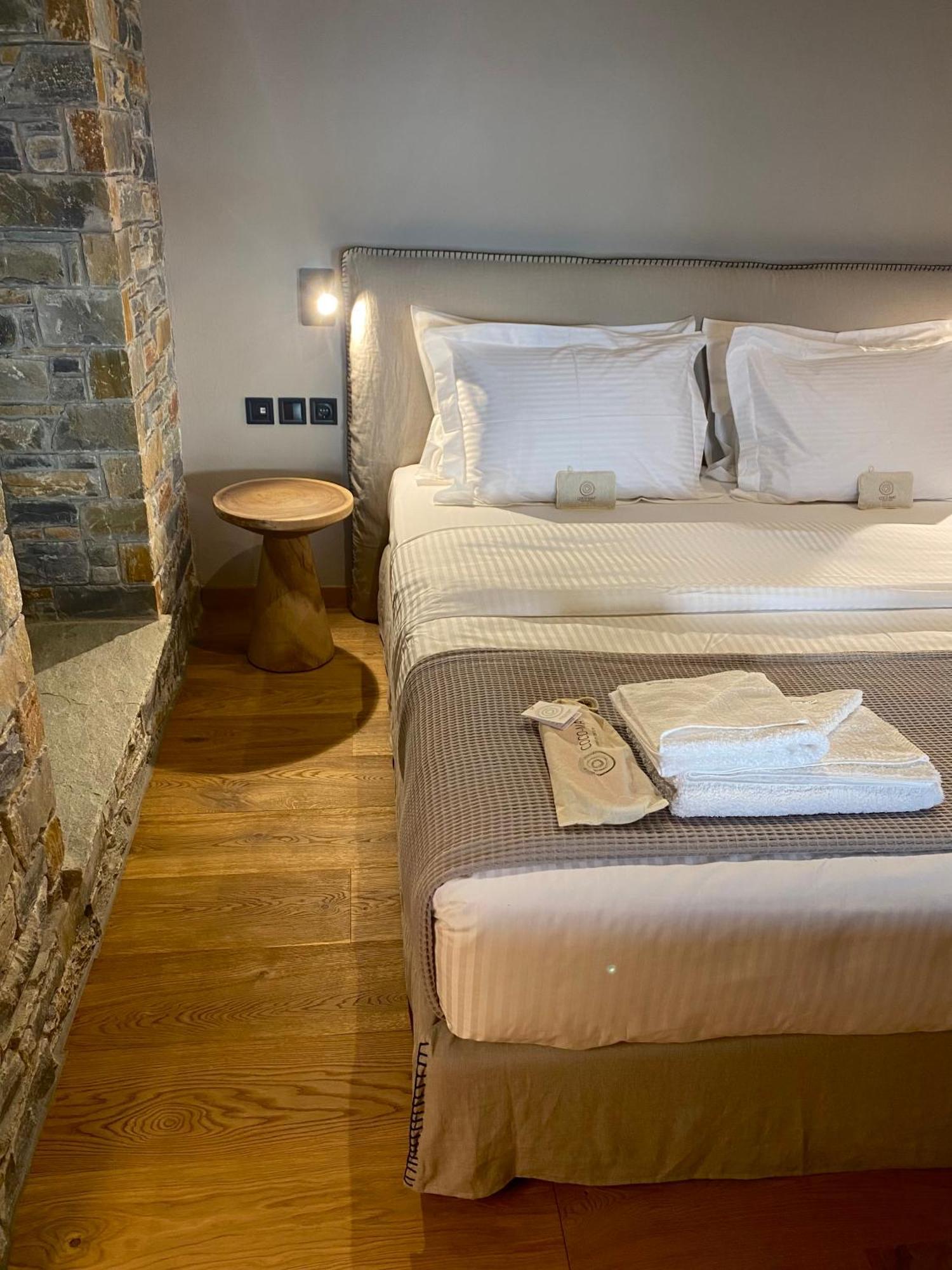 Ej Boutique Suites Milina Ngoại thất bức ảnh